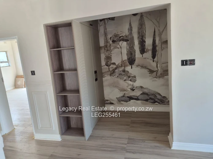 Greendale North: Modern 4-Bed with Double Garage & Borehole