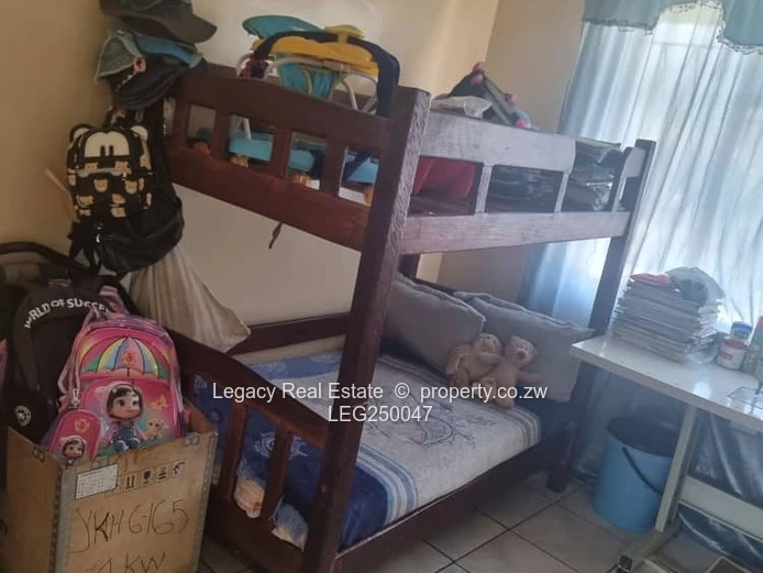 Sunny 2-Bed Cottage in Marlborough, Harare West — Borehole