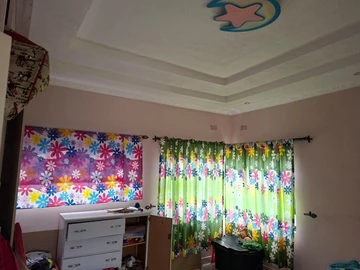 6 Bedroom House