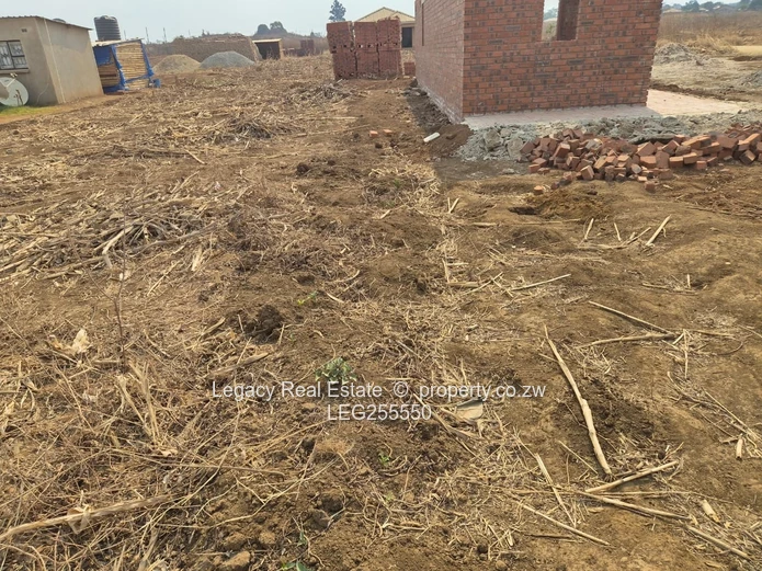 270m² Granary Park Plot — Gravel Road, Developing Neighbourhood