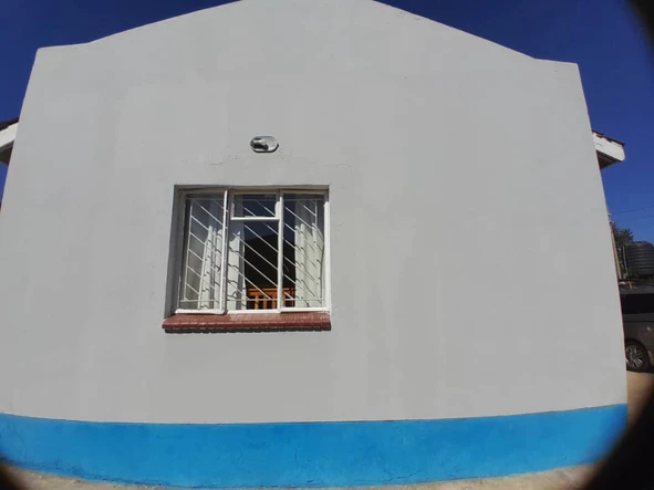 4 Bedroom Flat & Apartment