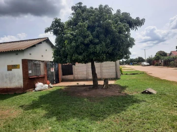  3-Bed Home in Kuwadzana Extension with Modern Amenities