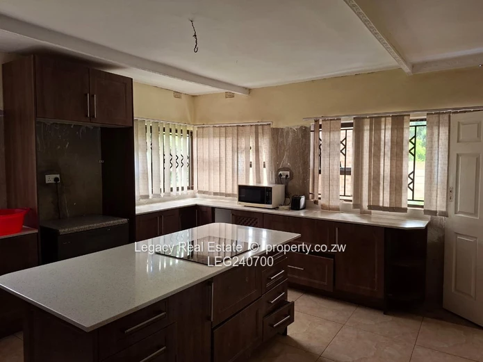 Prestigious Avondale West Property With Dual Living Potential