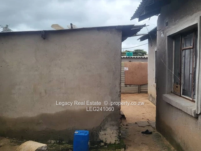 Ready for Deed: 3-Bedroom House on 375m² Stand