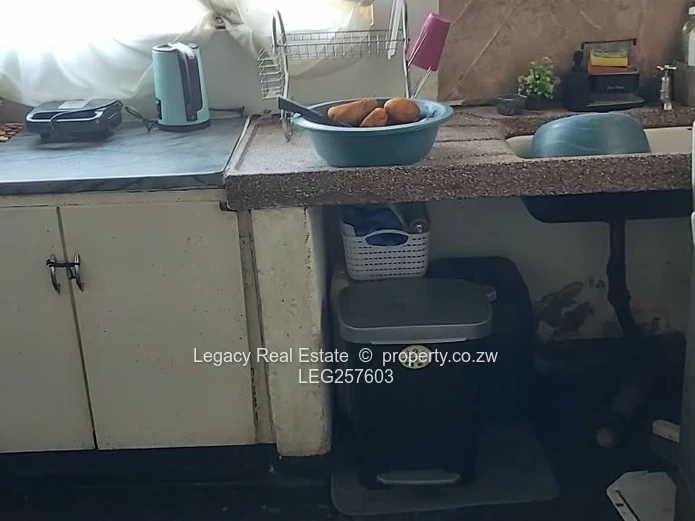 Hatfield 4-Bed Family Home on 4050m² with Flatlet