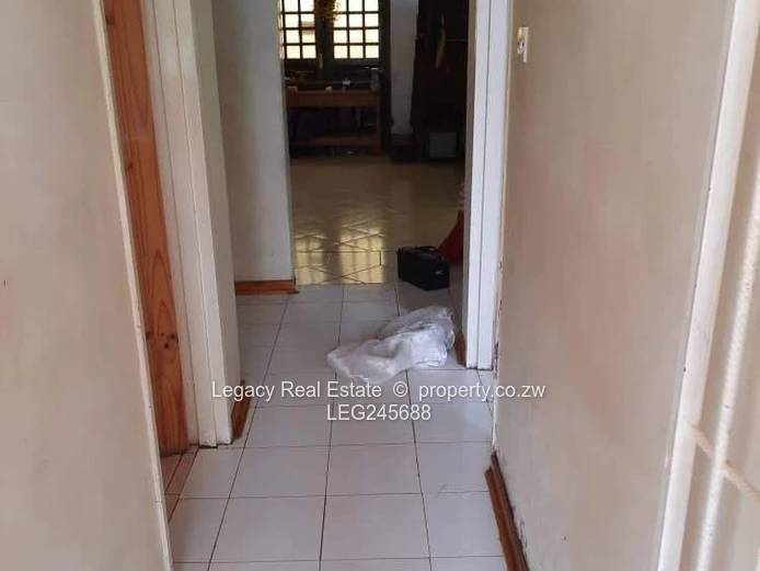Lake Chivero 8-Bed Split-Level Home - Renovator's Dream