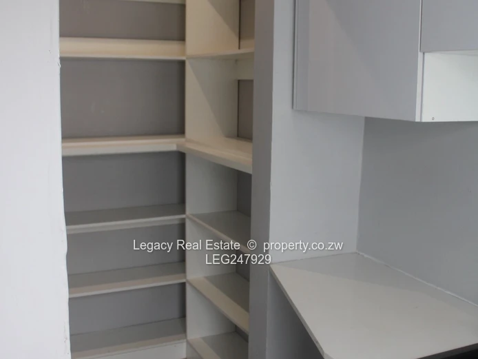 Beautiful Modern Home With Borehole In Mabvazuva,Stylish Family Residence With Modern Finishes