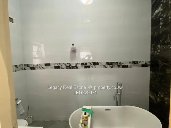 Exclusive 4-Bedroom Cluster in Highlands