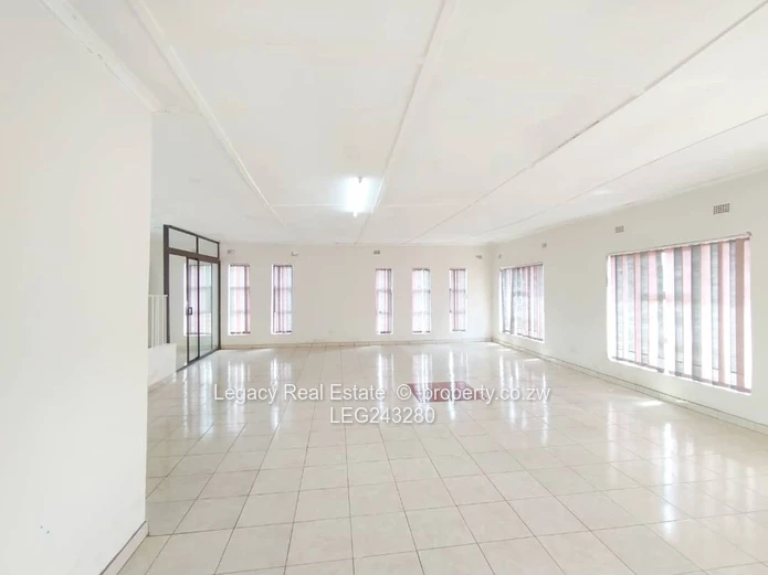 Commercial Property Near Belvedere Primary To Let