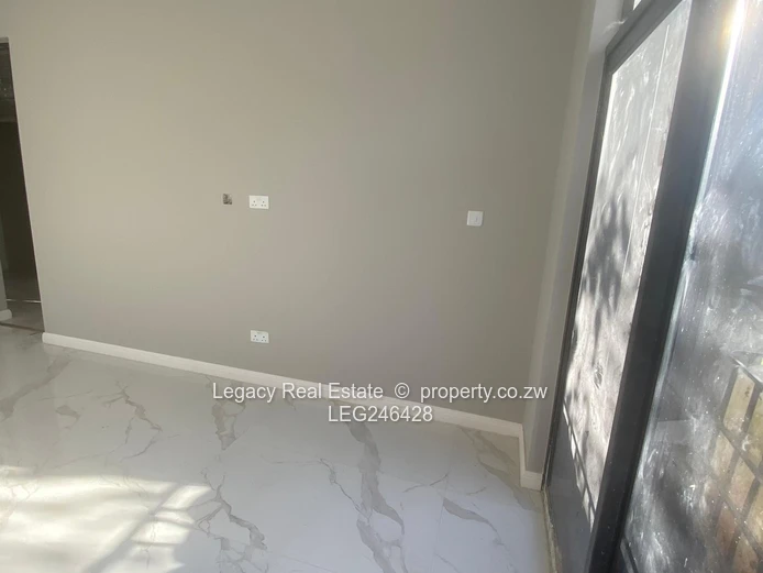 Contemporary Crowhill House Ready For Immediate Occupation