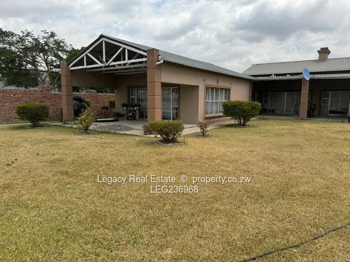 Entertainment-Ready Home with Gym in Old Arlington Park,Secure, Stylish & Spacious – 4-Bed Home i