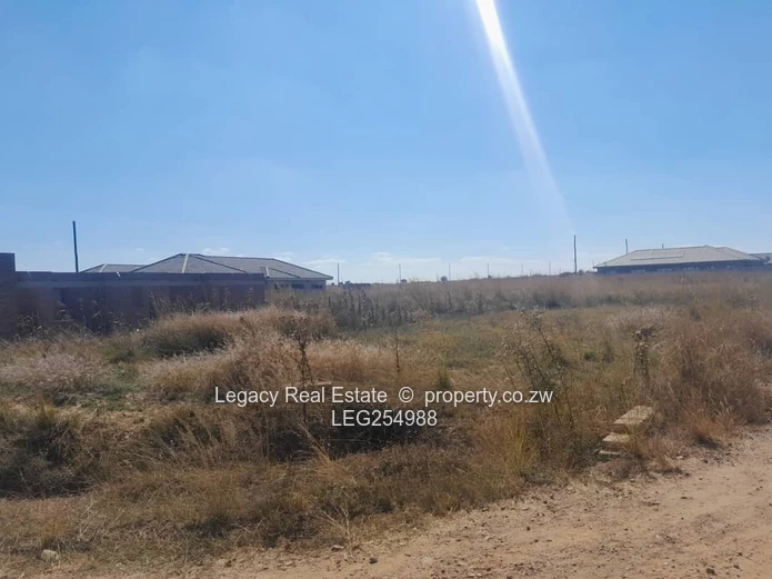 Nyabira 300m² Stand — Tarred Road, Developing Estate
