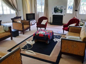 8 Bedroom House