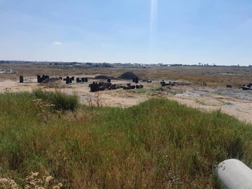Commercial & Industrial Land