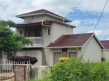 Spacious 4-Bedroom Home with Borehole in Norton