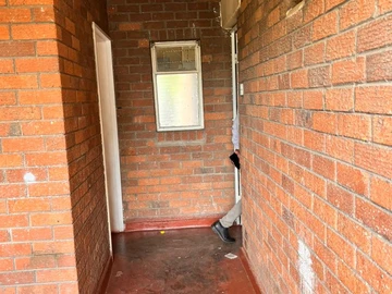 3 Bedroom Flat & Apartment