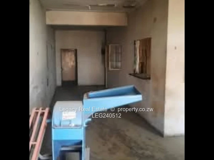 Chitungwiza Busy Shopping Centre Shop For Sale – Title Deed