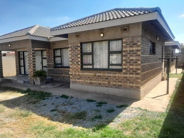 5 Bedroom House