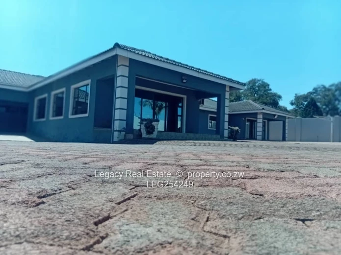 Modern 5-Bed Shawasha Hills Home — Island Kitchen & Borehole