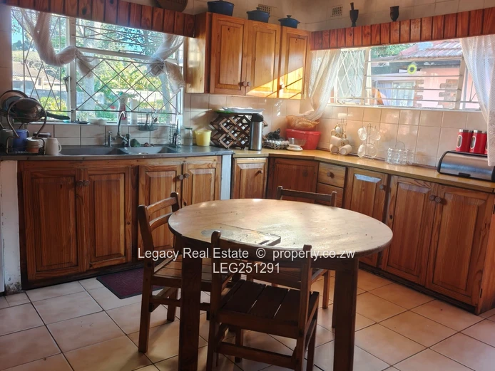 Logan Park 3-Bed Home with Rustic Bar & Borehole on 5689m²