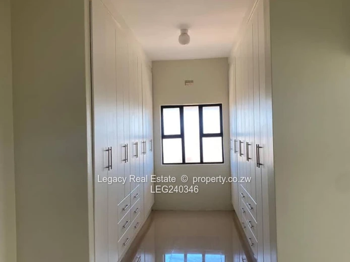 Luxurious  Double Storey House With Cottage For Sale In Gletwin