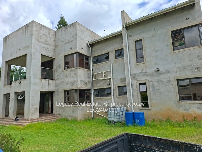 Prestigious Avondale West Property With Dual Living Potential